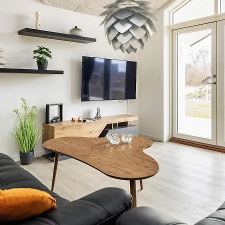 10 Person In Idestrup-by Traum Tatil Evi Bøtø By